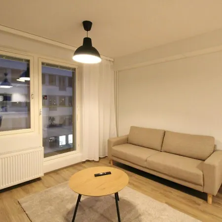 And Spacious For 5 * Τάμπερε