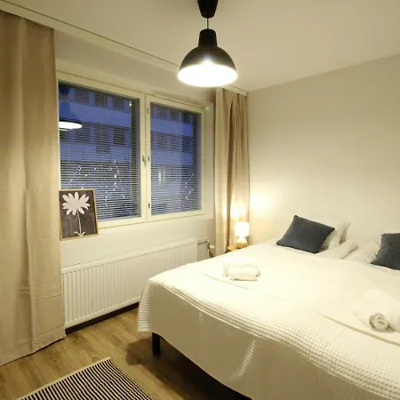 And Spacious For 5 * Τάμπερε